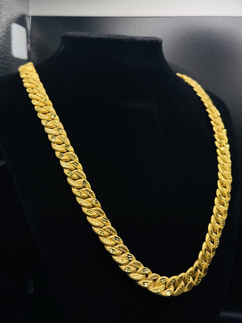2 grm gold chain - Image 2